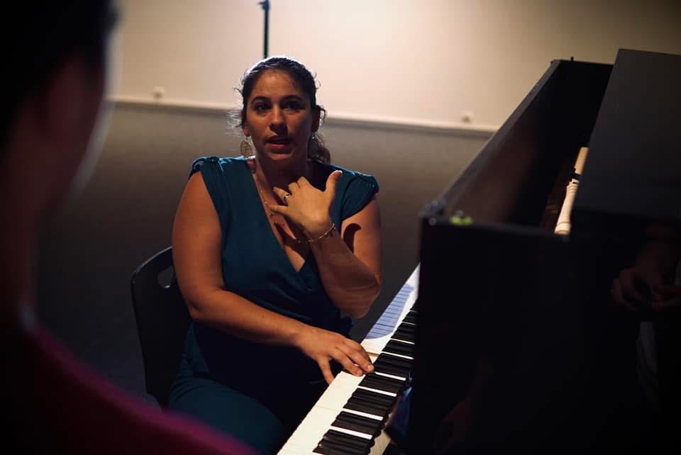 Camille Joly au piano 3
